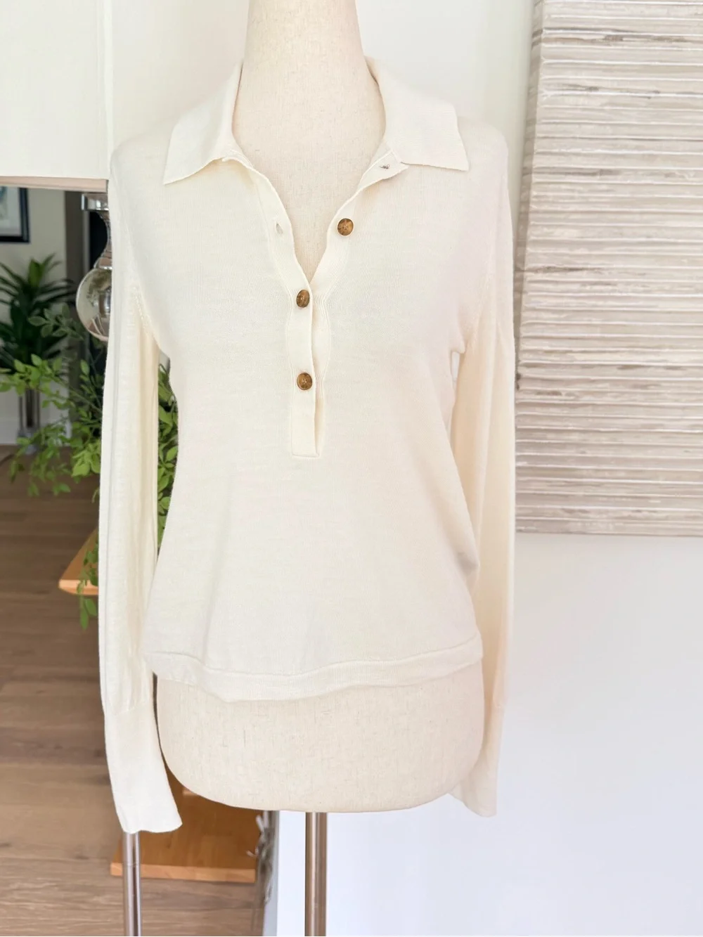 Jenni Kayne Grayson 100% merino wool polo sweater size XS.